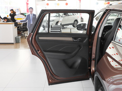 2023款 TSI330 5座两驱奢享版