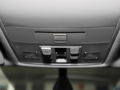 2023款 TSI330 5座两驱奢享版
