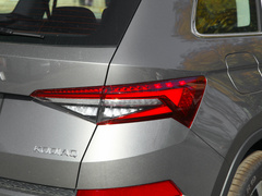 2023款 TSI330 5座两驱奢享版