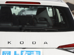 2023款 TSI330 7座两驱奢享版
