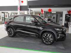 2023款 TSI330 7座两驱奢享版