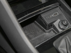 2023款 TSI330 7座两驱奢享版