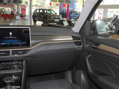 2023款 TSI330 7座两驱奢享版