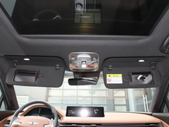 2023款 2.5T 后驱豪华版