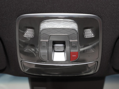 2023款 2.5T 后驱豪华版