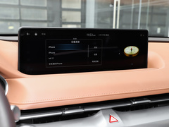 2023款 2.5T 后驱豪华版