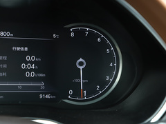 2023款 2.5T 后驱豪华版