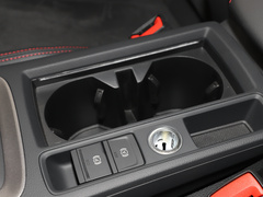 2023款 40 TFSI RS套件燃速型