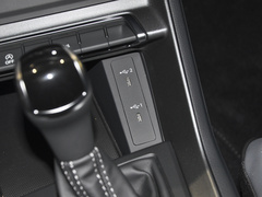 2023款 40 TFSI 时尚型