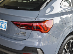 2023款 40 TFSI RS套件燃速型