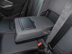 2023款 40 TFSI RS套件燃速型