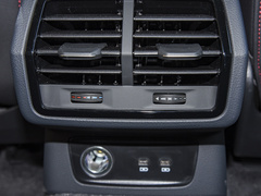 2023款 40 TFSI RS套件燃速型