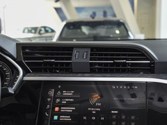 2023款 40 TFSI RS套件燃速型