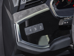 2023款 40 TFSI RS套件燃速型