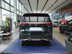 2023款 2.0T 四座私享版