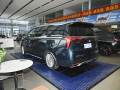 2023款 2.0T 四座私享版