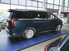 2023款 2.0T 四座私享版