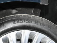 2023款 2.0T 四座私享版
