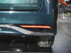 2023款 2.0T 四座私享版
