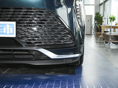 2023款 2.0T 四座私享版