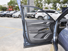 2023款 1.5T DCT卓越型
