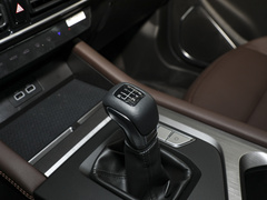 2023款 1.5T 手动别院 5座