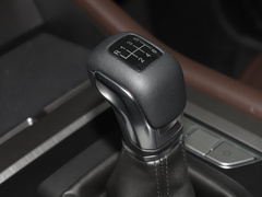 2023款 1.5T 手动别院 7座