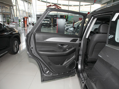2023款 2.0T DCT城堡 5座