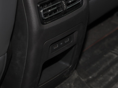 2023款 2.0T DCT城堡 7座