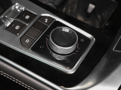 2023款 2.0T DCT城堡 7座
