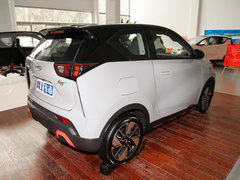 2022款 301km 神兽版 三元锂 30.6kWh