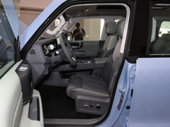 2024款 2.0T 城市猎人版 先锋型