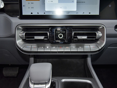 2024款 2.0T 城市猎人版 先锋型