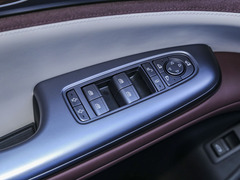 2023款 DM-i 1.5L 121km 精英型