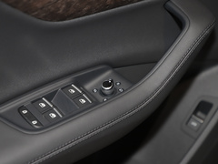 2023款 55 TFSI quattro S line运动型