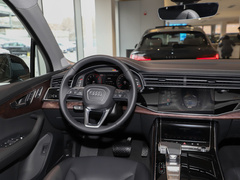 2023款 55 TFSI quattro S line运动型