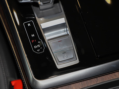 2023款 55 TFSI quattro S line运动型