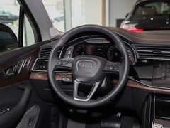 2023款 55 TFSI quattro S line运动型