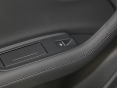 2023款 55 TFSI quattro S line运动型