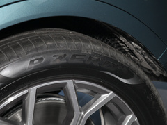 2023款 xDrive40i 尊享型豪华套装