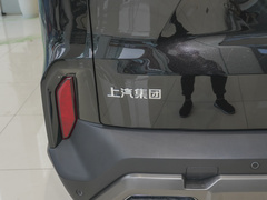 2023款 2.0T 暴走旗舰版 7座