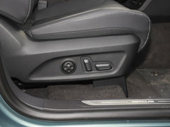 2023款 2.0T 穿越豪华版 6座