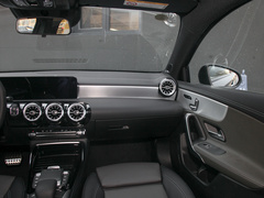 2023款 AMG A 35 L 4MATIC