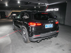 2023款 AMG GLA 35 4MATIC