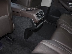 2023款 GLS 450 4MATIC 时尚型