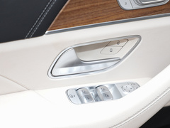 2023款 GLS 450 4MATIC 豪华型