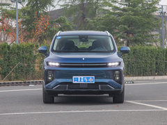 2023款 470km 引领版 电池租赁