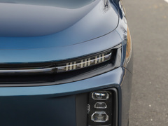 2023款 470km 引领版 电池租赁