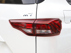 2022款 1.6L 标轴创富型 7座