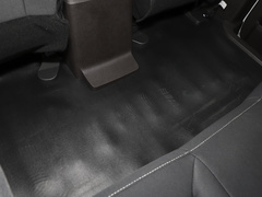 2022款 1.6L 标轴创富型 7座